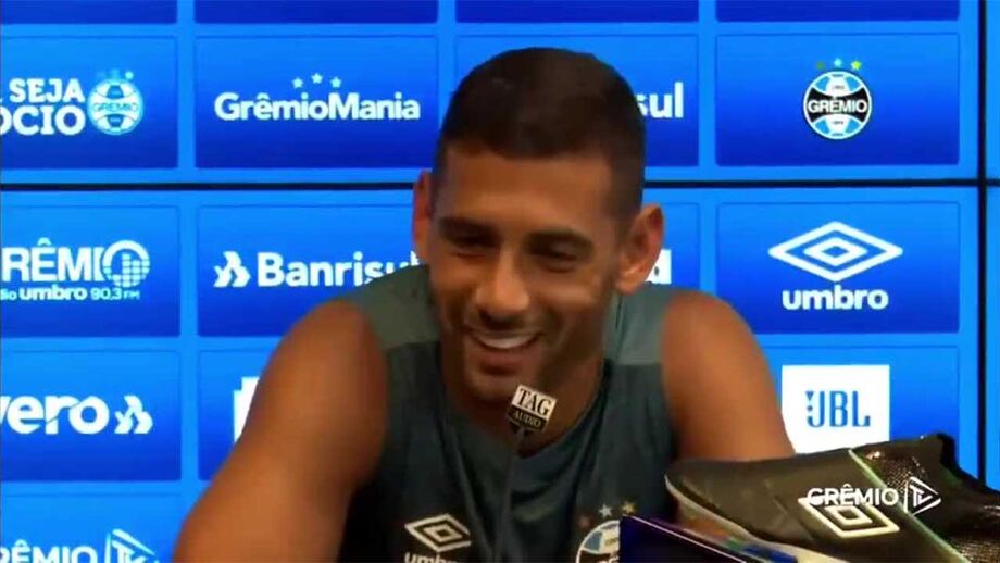Diego Souza e as semelhanças com Cristiano Ronaldo: «Só se for a beleza!»