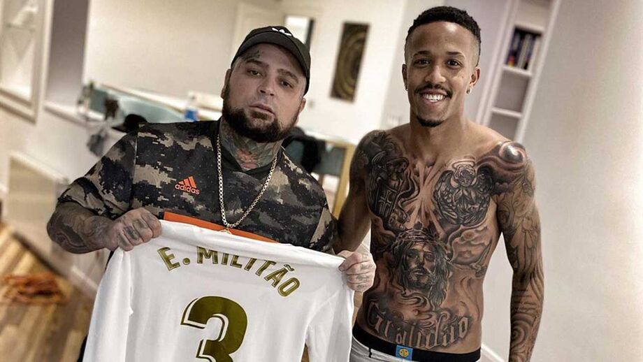 Militão já não tem pele para mais tatuagens