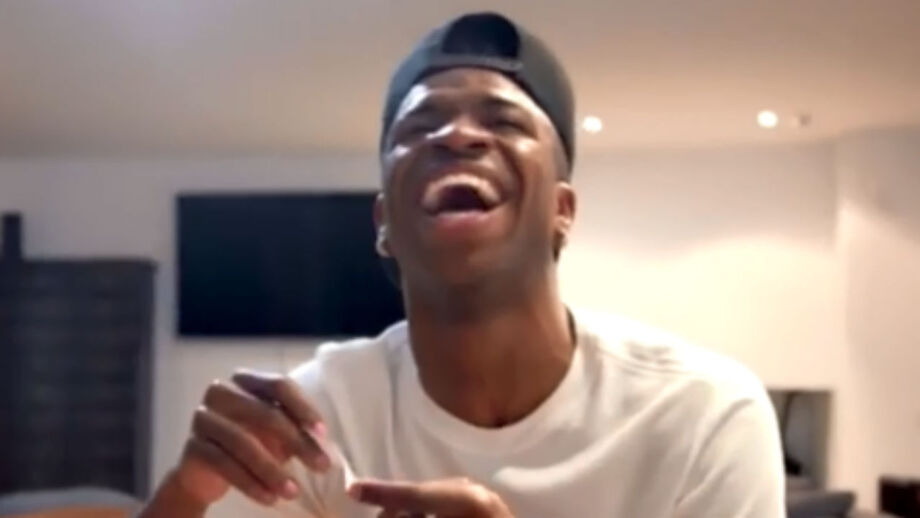 Adepto pergunta a Vinícius Júnior se ainda é virgem e a reação do jogador é impagável