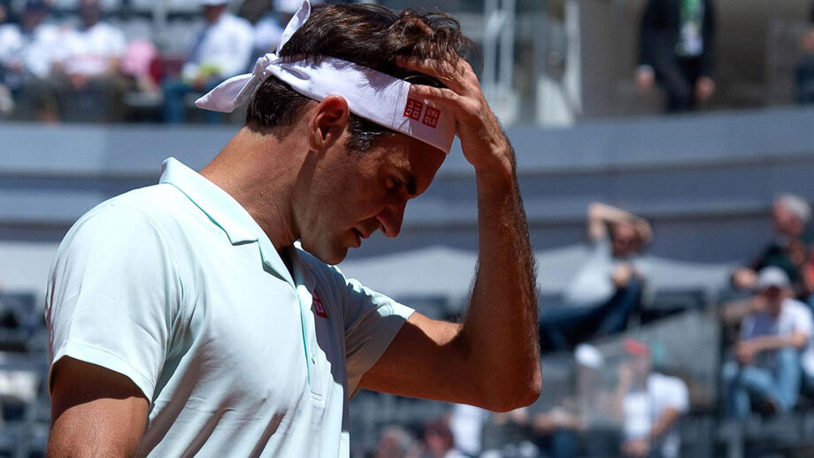 Federer operado ao joelho direito e afastado dos courts até Roland Garros