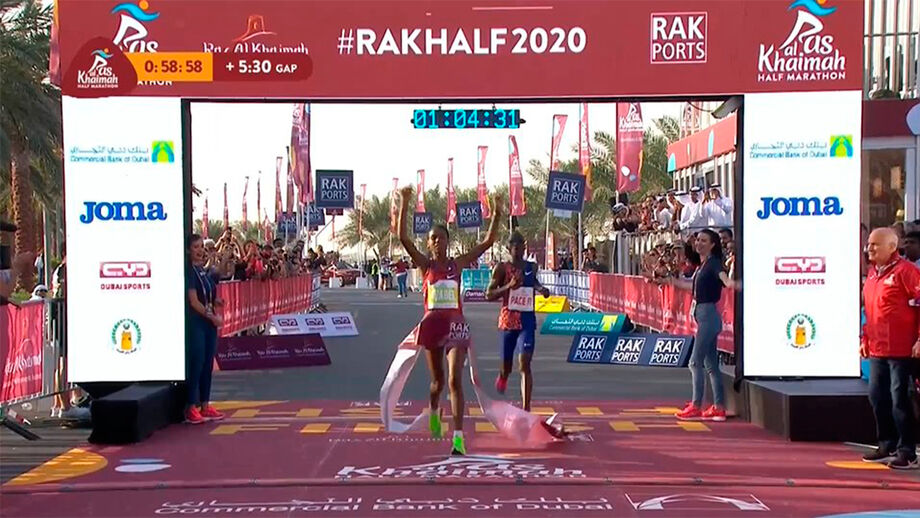 Ababel Yeshaneh bate recorde mundial da meia maratona