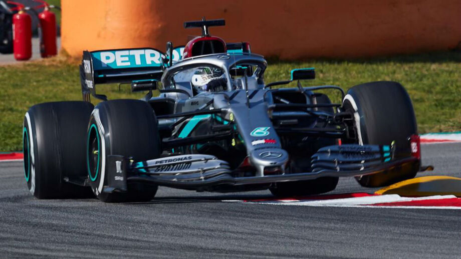 Valtteri Bottas fecha primeiros testes de pré-temporada com o melhor tempo