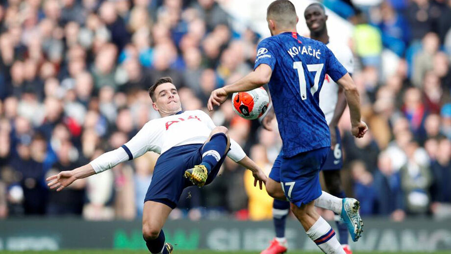 Árbitros admitem erro no VAR que devia ter expulsado jogador do Tottenham