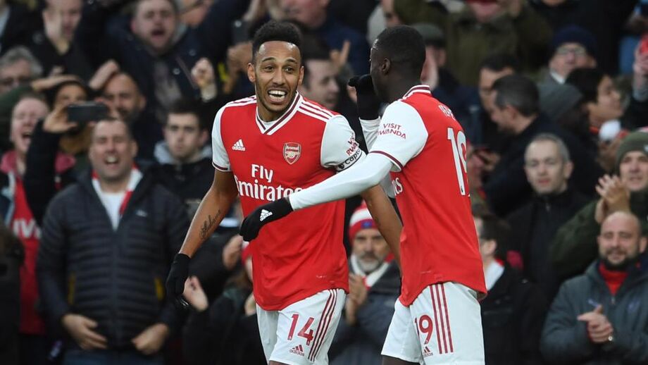 Arsenal vence Everton em jogo com 5 golos e o regresso de André Gomes