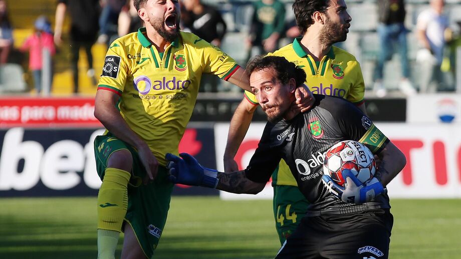 A crónica do P. Ferreira-Famalicão, 2-1: defesas que valem campeonatos