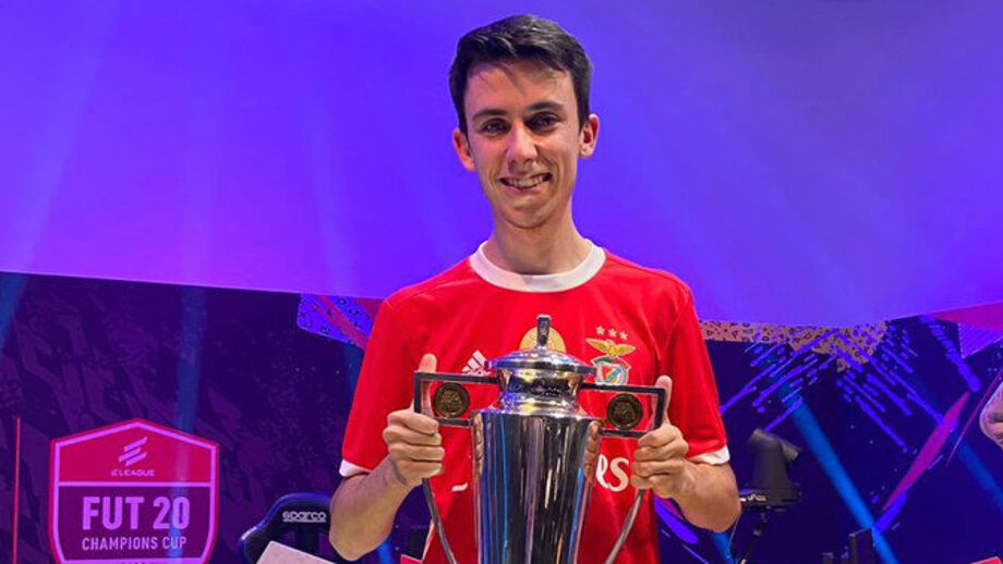 Benfica estreia-se a ganhar nos E-sports com título de Zezinho