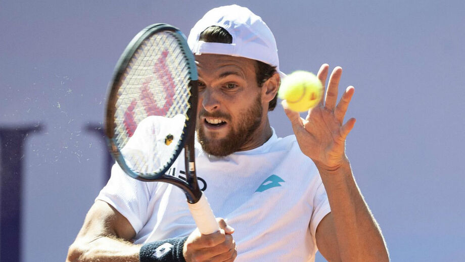 João Sousa cai um lugar no ranking ATP