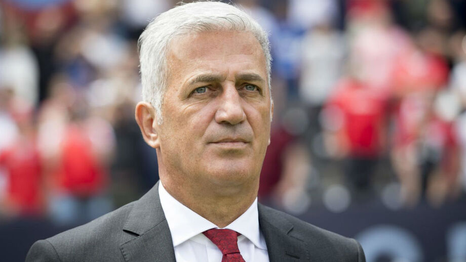 Petkovic prolonga contrato como selecionador suíço até 2022