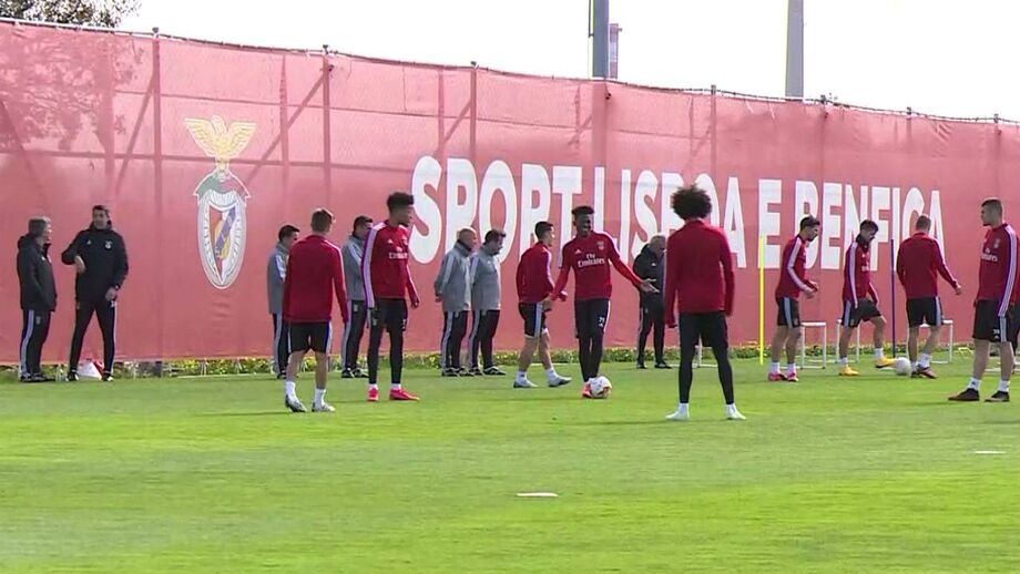 Vinícius e Samaris com 'luz verde' na véspera da Liga Europa