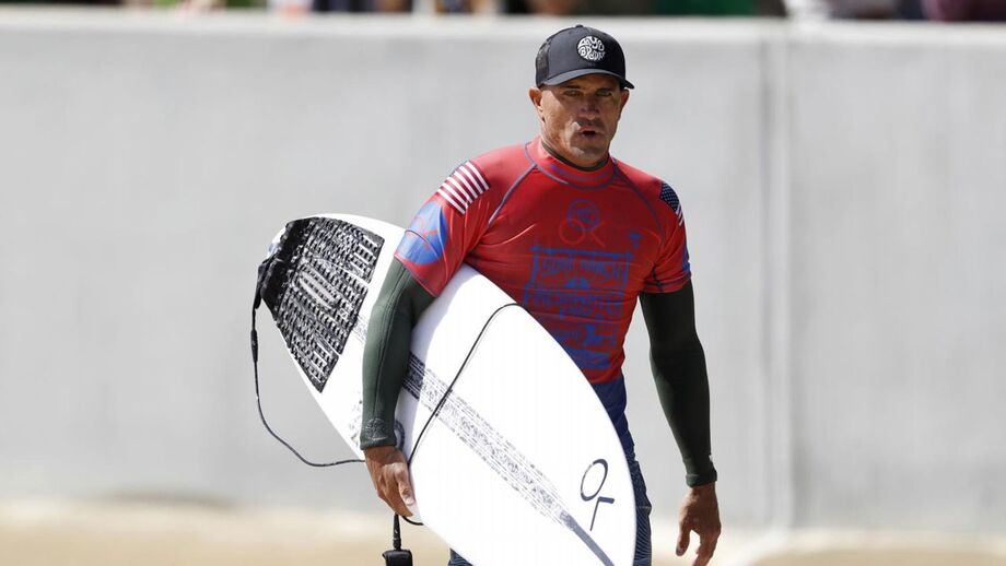 Kelly Slater quer construir maior piscina de ondas do Mundo perto de Coachella