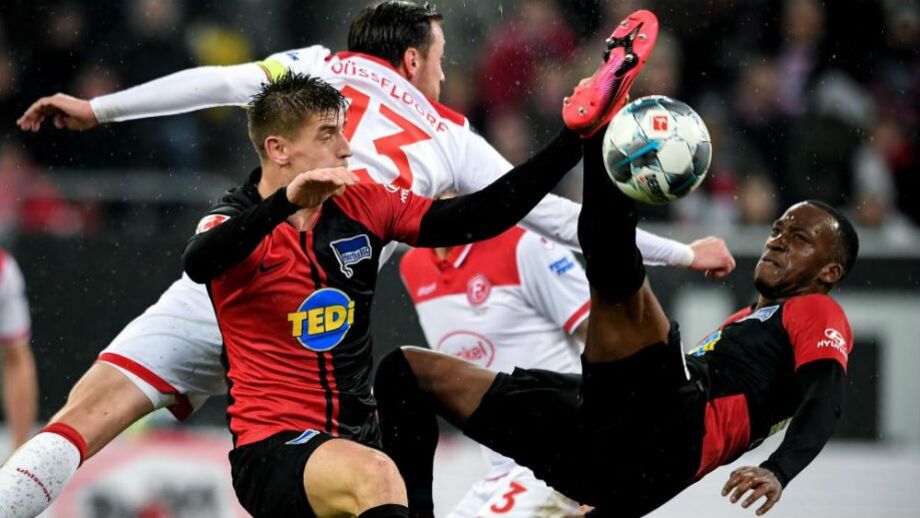 Hertha Berlim recupera desvantagem de três golos e empata em Düsseldorf