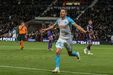 43. Florian Thauvin (Marselha) - Conta com apenas 20 minutos, distribuído por dois jogos realizados esta temporada. O campeão do Mundo em 2018 pela França não tem tido um ano fácil na equipa comandada pelo treinador português André Villas-Boas, marcada por lesões complicadas. Apesar do momento menos feliz, Thauvin continua a ser um dos jogadores com mais mercado do Marselha, que vê-se obrigado a vender jogadores na próxima temporada face ao fair-play financeiro da UEFA. O contrato termina já em 2021, logo seria uma boa oportunidade para a formação de Marselha fazer um encaixe financeiro pelo internacional francês.