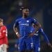 45. Michy Batshuayi (Chelsea) - É um verdadeiro colecionador de clubes e parece não ficar por aqui. Após perder o lugar na hierarquia da frente de ataque do Chelsea para Tammy Abraham e Olivier Giroud, o internacional belga deverá sair da formação de Londres no final desta temporada. Tem contrato até 2021 e, em caso de não renovar, deverá ser um bom encaixe para os blues, até porque ainda tem 26 anos.