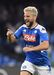 44. Dries Mertens (Nápoles) - É o segundo melhor marcador da história do Nápoles, depois de ultrapassar ‘El Dios’ Diego Armando Maradona na segunda posição. Contudo, apesar de ser um ícone na formação napolitana Mertens está na fase final do seu contrato com o clube - termina a 30 de junho deste ano - e não existem, para já, propostas para a renovação. Aos 32 anos, o internacional belga poderá ter de procurar um novo clube, tarefa que certamente não será difícil.
