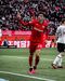 40. Kai Havertz (Bayer Leverkusen) - É uma das principas atrações da Bundesliga e dos maiores tubarões europeus. Com apenas 20 anos, Kai Havertz tem sido uma das figuras do Bayer Leverkusen esta temporada, tendo apontado dez golos e oito assistências até ao momento para todas as competições e há quem assegure que não ficará no emblema alemão por muito mais tempo... pelo menos naquele.