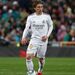 22. Luka Modric (Real Madrid) - 34 anos, apenas mais um ano de contrato e um salário de 11 milhões de euros por temporada. Estas poderão ser algumas das razões pelo qual o internacional croata, vencedor da Bola de Ouro em 2018, poderá abandonar o Real Madrid após oito temporadas com a camisola dos merengues. O aparecimento de Federico Valverde, médio que tem sido utilizado por Zidane no meio-campo da equipa, poderá ter sido ‘a cereja no topo do bolo’.