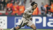 1.&ordm; Ronaldinho - Barcelona - 50M&euro;