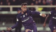 46. Gaetano Castrovilli (Fiorentina) - Chegou a Florença em 2017, mas contou com duas temporadas por empréstimo no Cremonese, da Serie B de Itália, antes de assumir um lugar na equipa principal da Fiorentina. Após 12 jogos realizados na Serie A, já contou com uma chamada à seleção italiana. Um médio versátil, com remate fácil e com boa técnica no um para um são qualidades que fazem de Castrovilli um alvo na próxima janela de transferências.