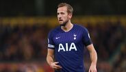 10. Harry Kane (Tottenham) - Grande figura do Tottenham, clube com o qual tem vínculo até 2024, o avançado inglês há muito que é seguido por equipas de topo como Manchester United, Manchester City, Real Madrid ou Barcelona e este verão poderá mesmo ser o momento de partir. O problema? Os muitos milhões que os purs pedem pelo seu passe...