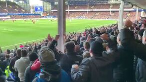 Adeptos do Manchester United gritam por Bruno Fernandes: «Vem do Sporting como Cristiano»