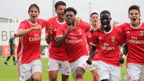 Águias goleiam Liverpool e apuram-se para os 'quartos' da UEFA Youth League