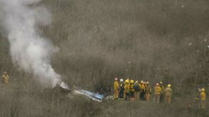 Autoridades admitem que oito polícias fotografaram local do acidente de Kobe Bryant 