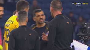 Sérgio Conceição perdeu as estribeiras com Artur Soares Dias após o empate do FC Porto