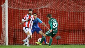 Leixões-Farense, 1-1: resultado deixa Nacional como líder isolado