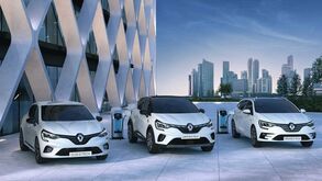 Renault reforça equipa híbrida