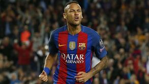 Neymar define orçamento do Barcelona para a próxima temporada    