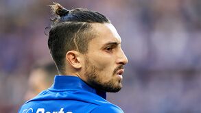 Alex Telles explica como trabalha a equipa de apoio montada pelos dragões