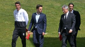 Benfica trava mercado