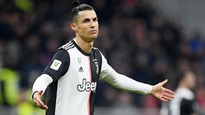«Sem birras de estrela»: italianos destacam atitude de Ronaldo após corte salarial