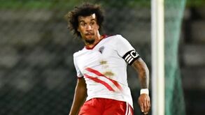 Izata: «Para o meu desenvolvimento tático foi determinante ter jogado em várias posições»