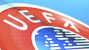 UEFA multa Bayern Munique e Eintracht Frankfurt por mau comportamento dos adeptos