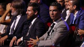 De Cristiano Ronaldo a Messi: saiba quanto ganham agora os craques após redução salarial