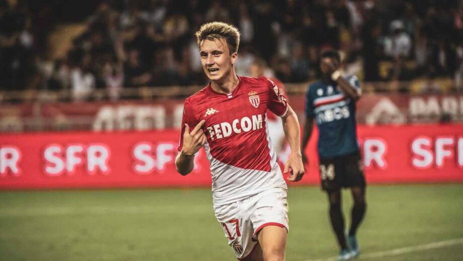 Golovin renova com o Monaco até 2024