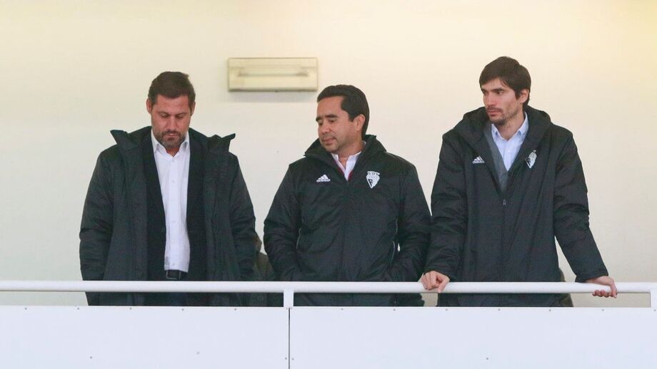 Henrique Sereno, à direita na foto, dirige os destinos da SAD vilafranquense.