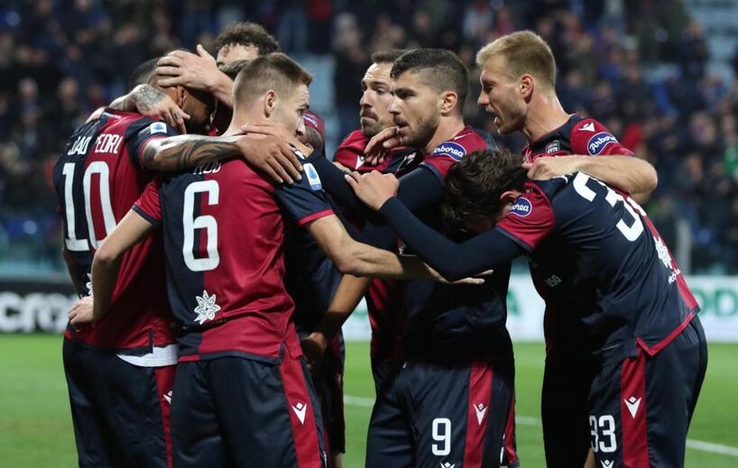 Cagliari (1 jogo à porta fechada) - 210 mil euros de prejuízo