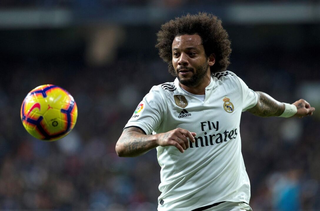 Marcelo (90') - Parceiro de Ronaldo nos seus tempos de Real Madrid, o brasileiro perdeu algum do seu fulgor com a saída do avançado português, mas a sua entrega ao jogo continuam a fazer dele um dos preferidos dos adeptos do Real Madrid.