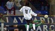 20. Jay-Jay Okocha – de PSG para Bolton, 2002 (livre)