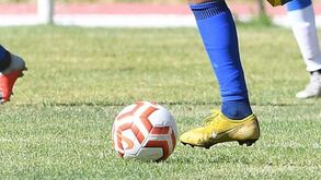 Presidente do União garante alimentação aos dez futebolistas alojados numa casa no Caniço