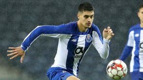 Villas-Boas atento a Diogo Leite 