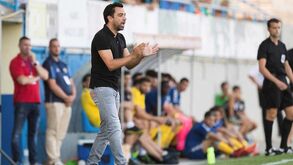 Xavi doa um milhão de euros a hospital de Barcelona