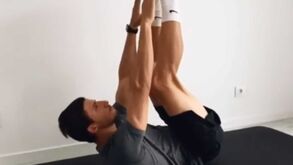 Rúben Dias 'destrói' recorde de Ronaldo: 150 abdominais em 45 segundos