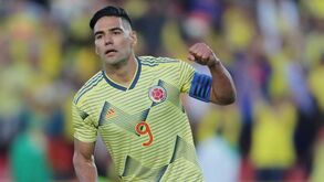 Al Sadd e Al Hilal tentam Falcão