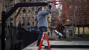 Cestos retirados e jogo do burro como sulução