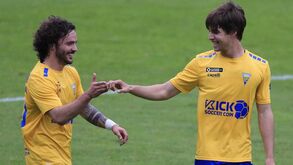 Coronavírus: Médico do Estoril admite necessidade de nova pré-época