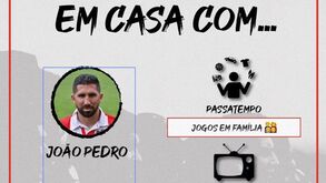 João Pedro ainda joga 'Championship Manager 01/02'