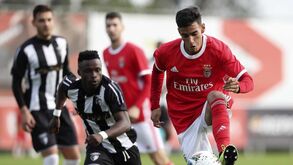 Elías Pereyra seguro na equipa B do Benfica